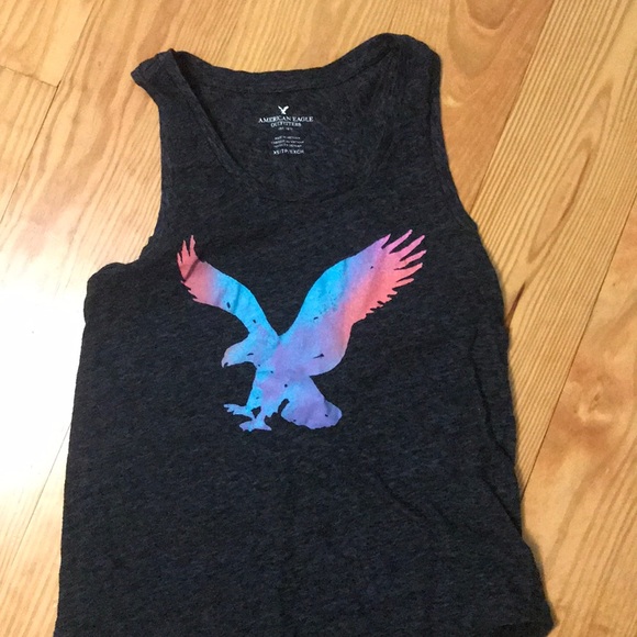 AE tank top bundle - Picture 4 of 4